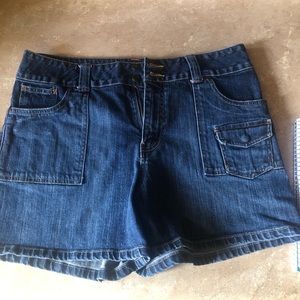 Women’s jean shorts